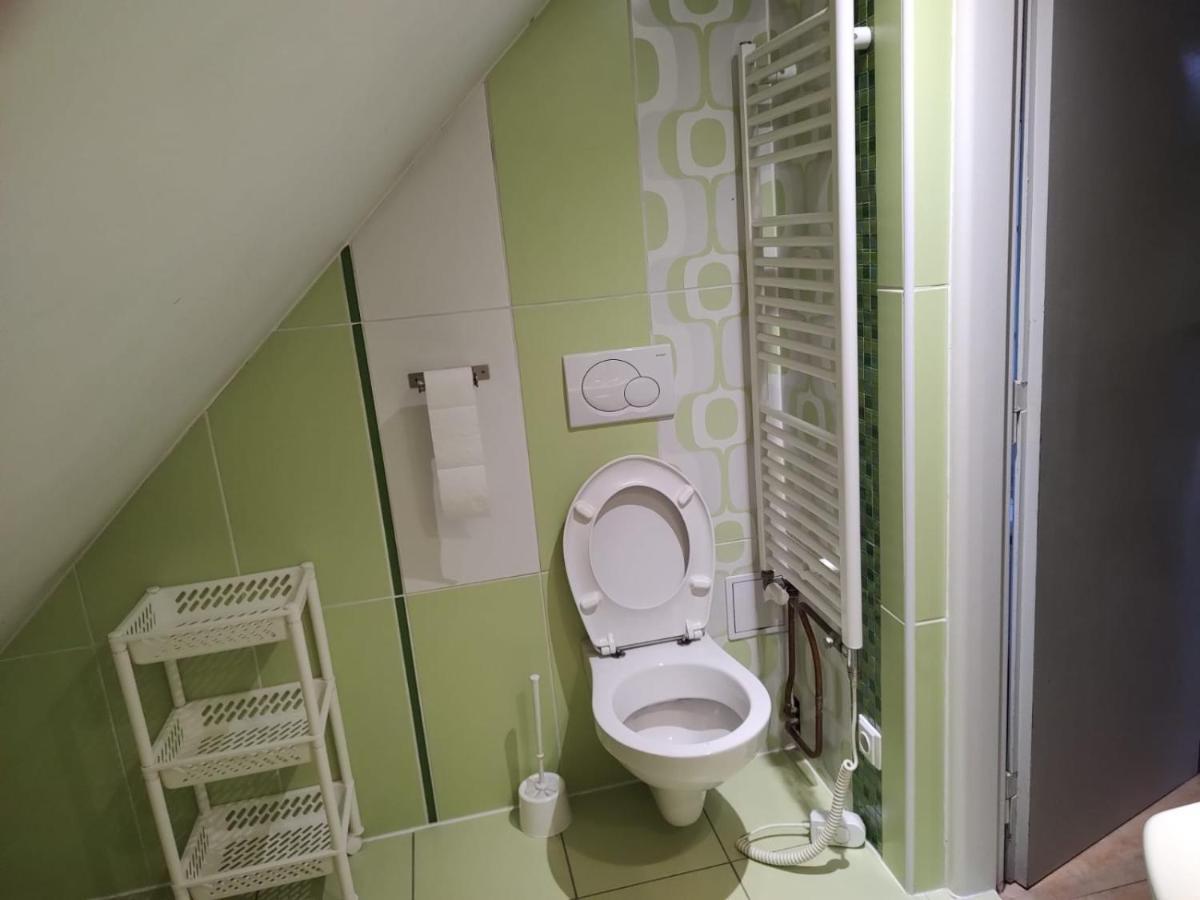 U Letiste Apartment Knezeves  Ngoại thất bức ảnh